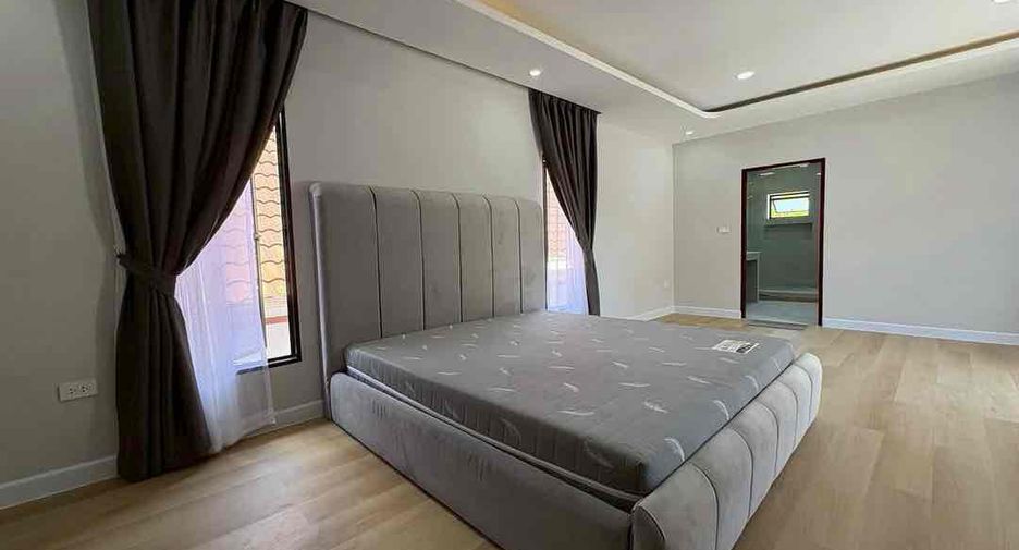 Villa en alquiler de 7 habitaciones en Jomtien, Pattaya