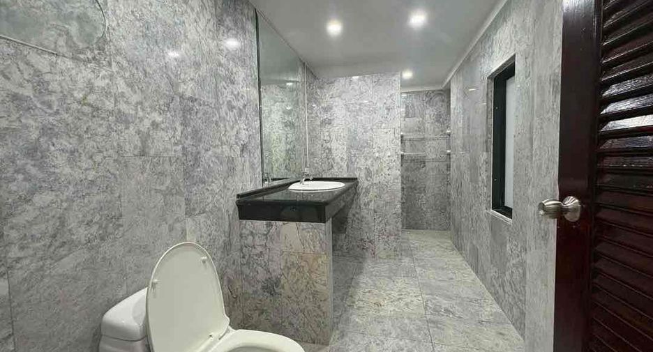 Villa en alquiler de 7 habitaciones en Jomtien, Pattaya