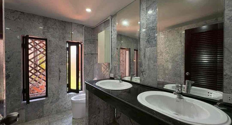 Villa en alquiler de 7 habitaciones en Jomtien, Pattaya