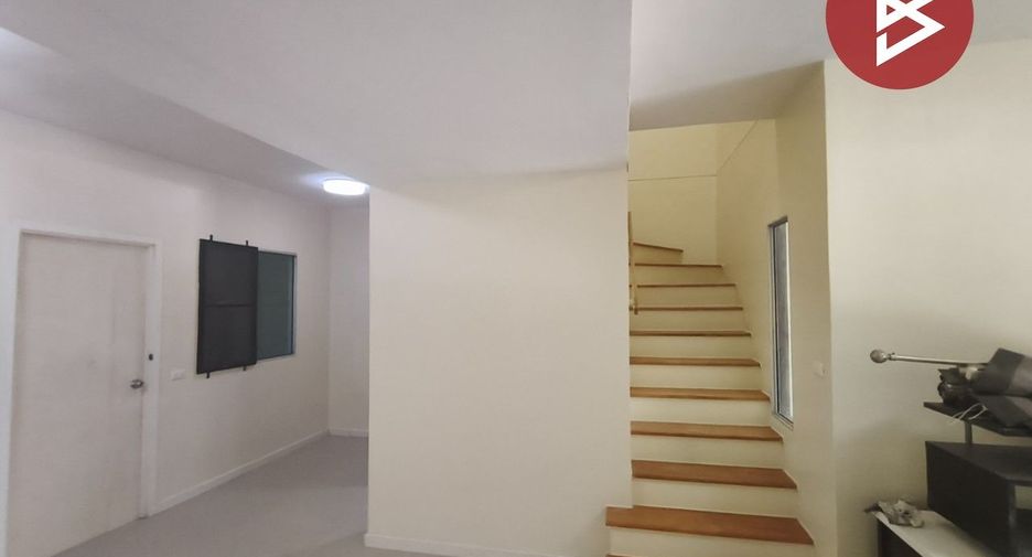 Reihenhaus zum Kauf mit 3 Zimmer in Mueang Samut Prakan, Samut Prakan