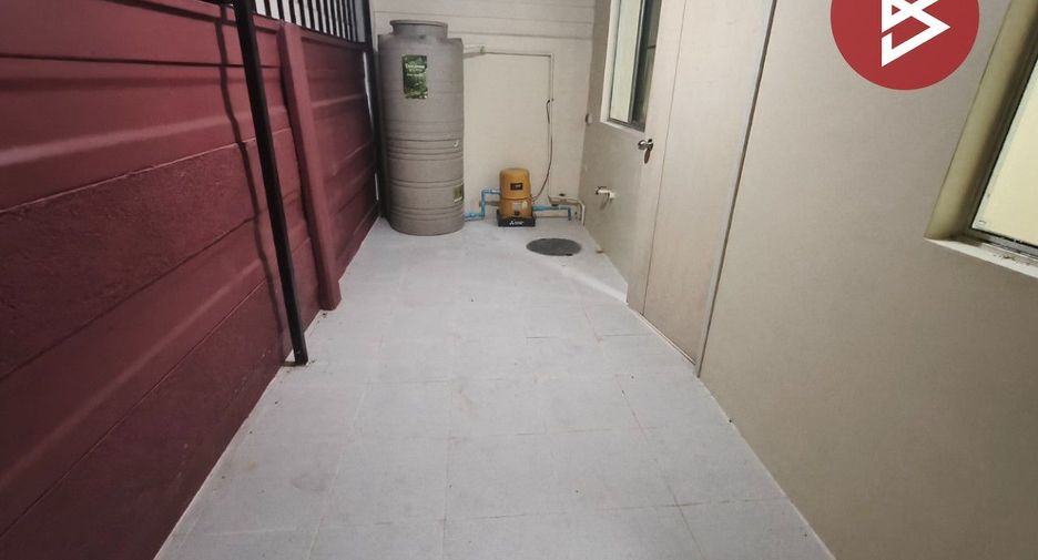Reihenhaus zum Kauf mit 3 Zimmer in Mueang Samut Prakan, Samut Prakan