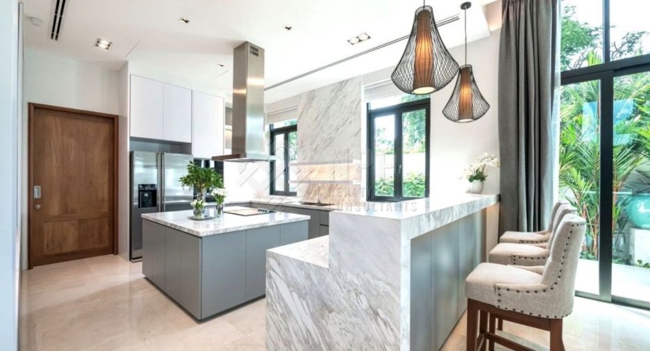 Casa en venta de 6 habitaciones en Cha Am, Phetchaburi