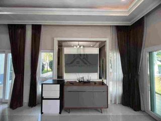 Villa en alquiler de 3 habitaciones en Bang Lamung, Chonburi