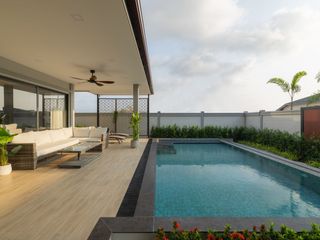 For sale 4 ベッドルーム villa in Bang Lamung, Chonburi
