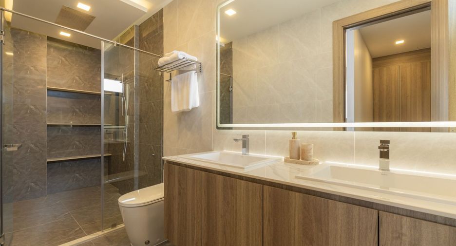 For sale 4 ベッドルーム villa in Jomtien, Pattaya