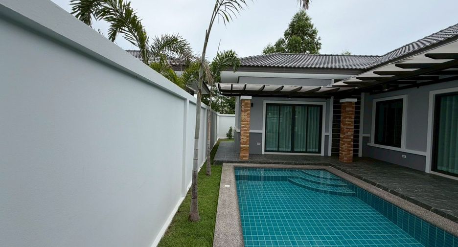出售 3 卧室 独立屋 在 Huai Yai, 芭提雅