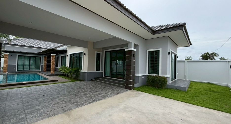 出售 3 卧室 独立屋 在 Huai Yai, 芭提雅