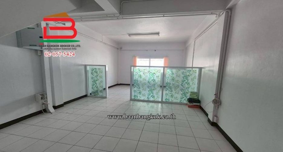 Gewerbefläche zum Kauf mit 21 Zimmer in Bang Kapi, Bangkok