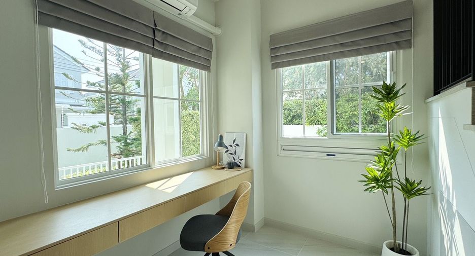 For sale 3 bedrooms house in Bang Phli, Samut Prakan