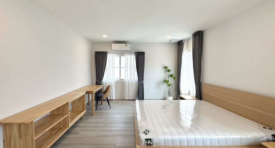 For sale 3 bedrooms house in Bang Phli, Samut Prakan