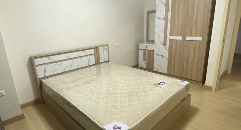 For rent 2 bedrooms condo in Bang Phlat, Bangkok