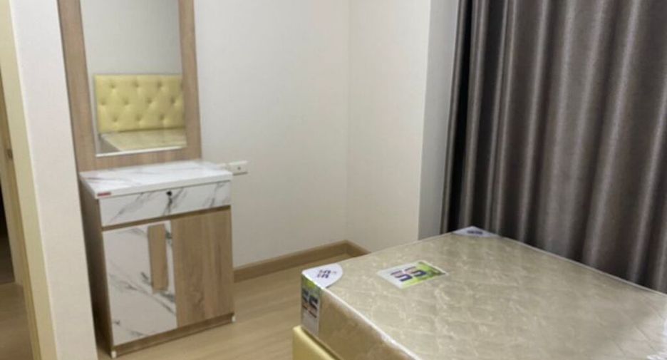 For rent 2 bedrooms condo in Bang Phlat, Bangkok