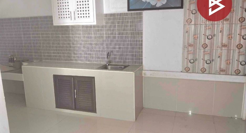 For sale 2 bedrooms townhouse in Si Racha, Chonburi
