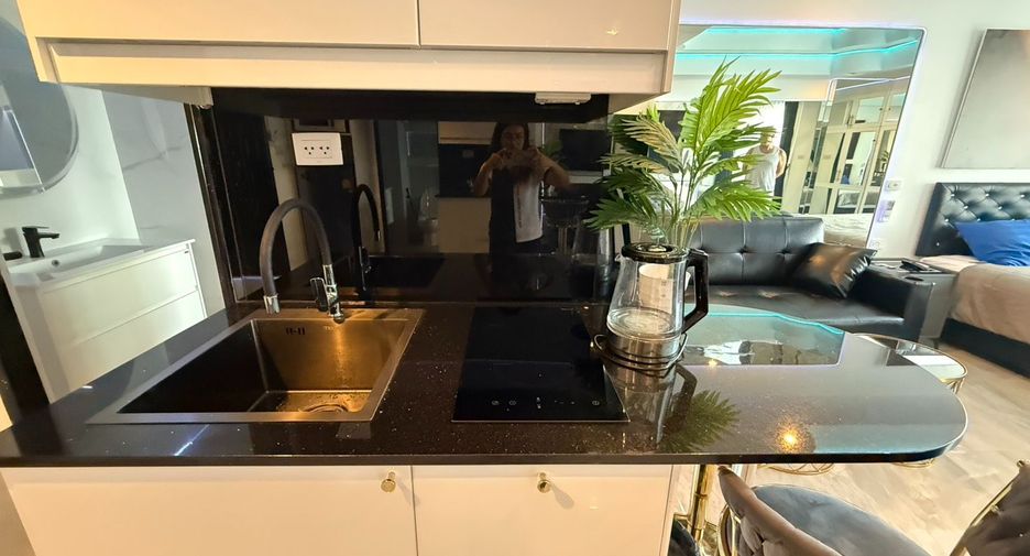 Condo en alquiler de 1 habitaciones en South Pattaya, Pattaya