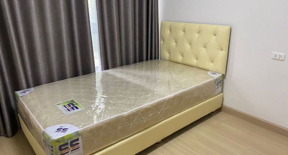 For sale 2 bedrooms condo in Bang Phlat, Bangkok