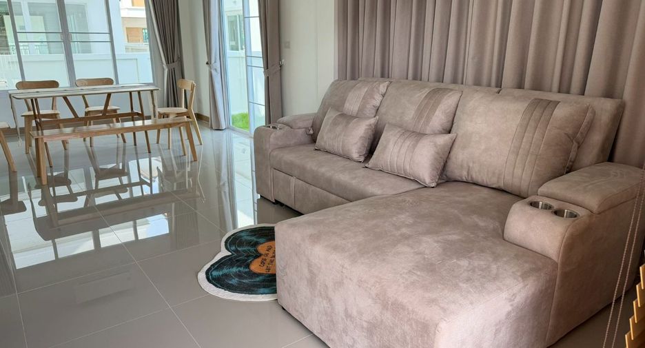 For rent 3 bedrooms house in San Sai, Chiang Mai