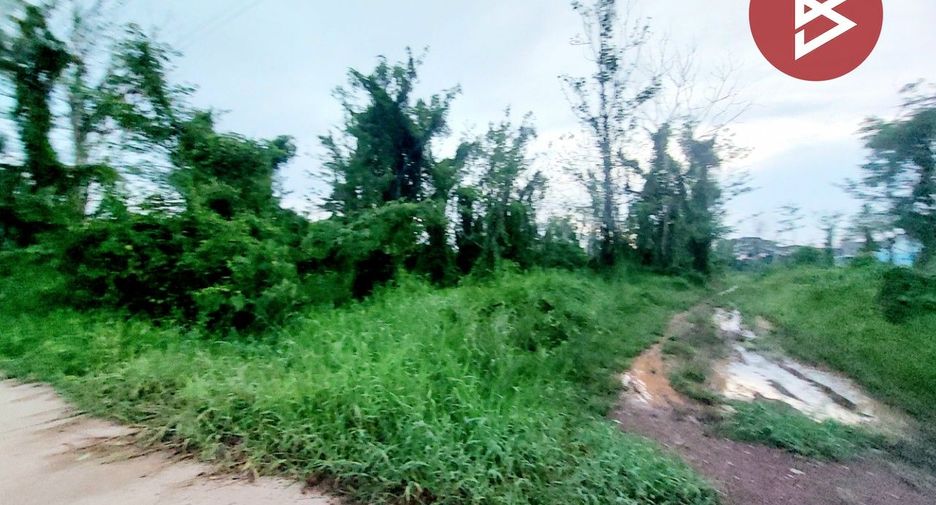 Terreno en venta en Phon Phisai, Nong Khai