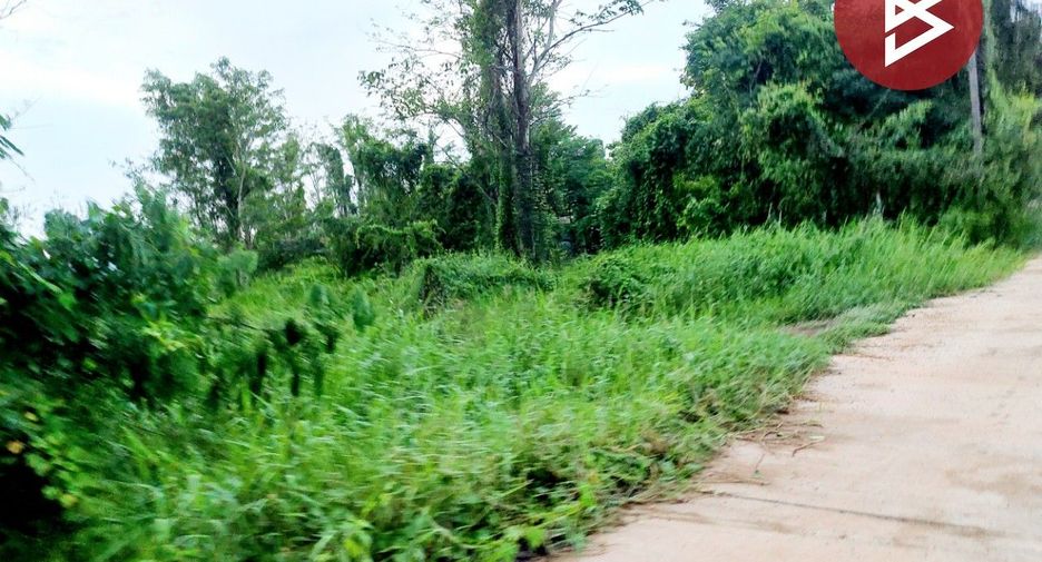 Terreno en venta en Phon Phisai, Nong Khai