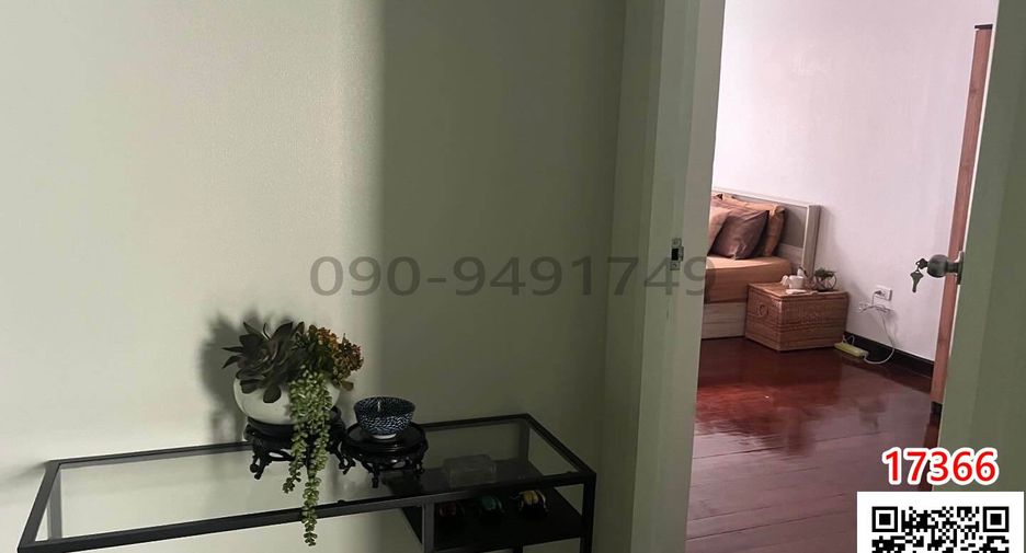 Haus zur Miete mit 3 Zimmer in Bang Rak, Bangkok