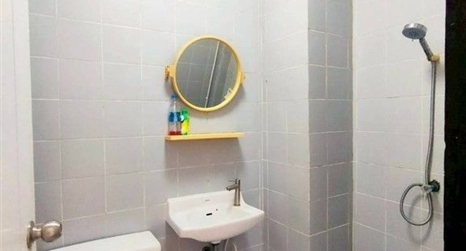 Wohnung zum Kauf mit 1 Zimmer in Pak Kret, Nonthaburi