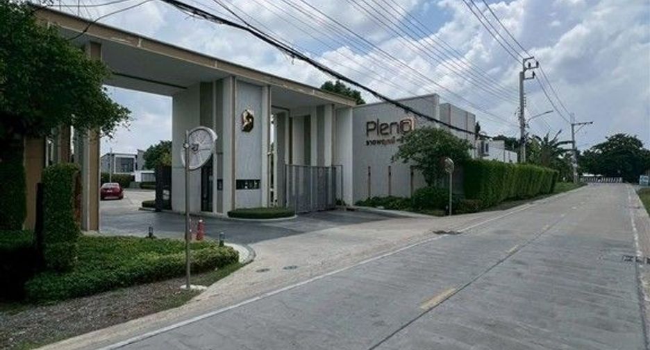 For sale 3 bedrooms townhouse in Bang Kruai, Nonthaburi