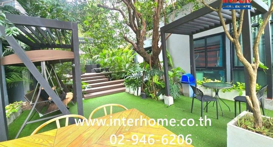 For sale 1 bed condo in Bang Kapi, Bangkok