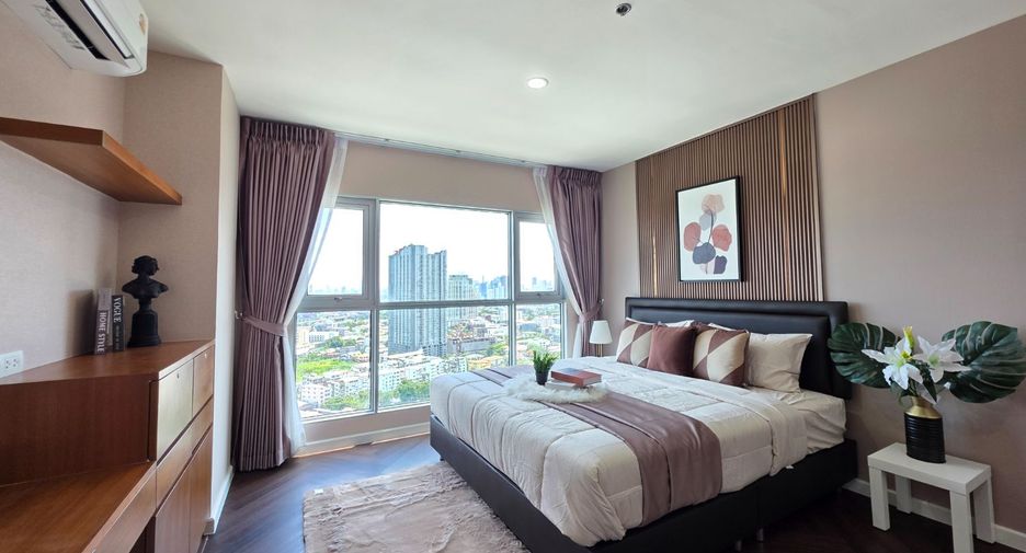 For sale 2 bedrooms condo in Khlong Toei, Bangkok