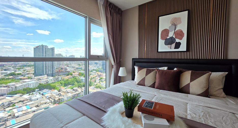For sale 2 bedrooms condo in Khlong Toei, Bangkok