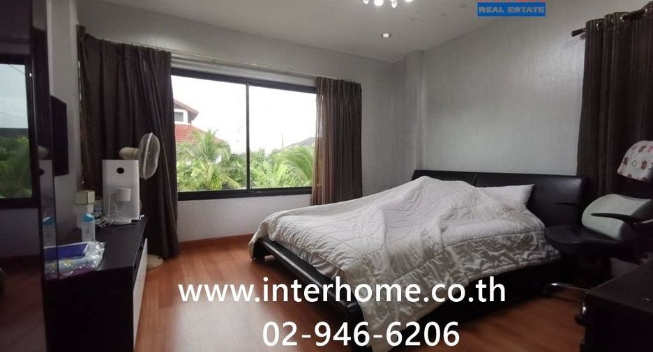 Haus zum Kauf mit 7 Zimmer in Bang Khae, Bangkok
