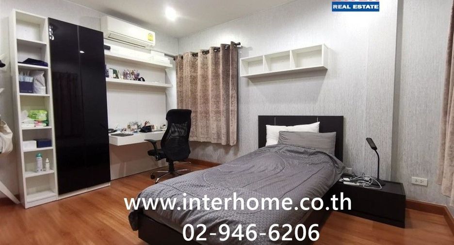 Haus zum Kauf mit 7 Zimmer in Bang Khae, Bangkok