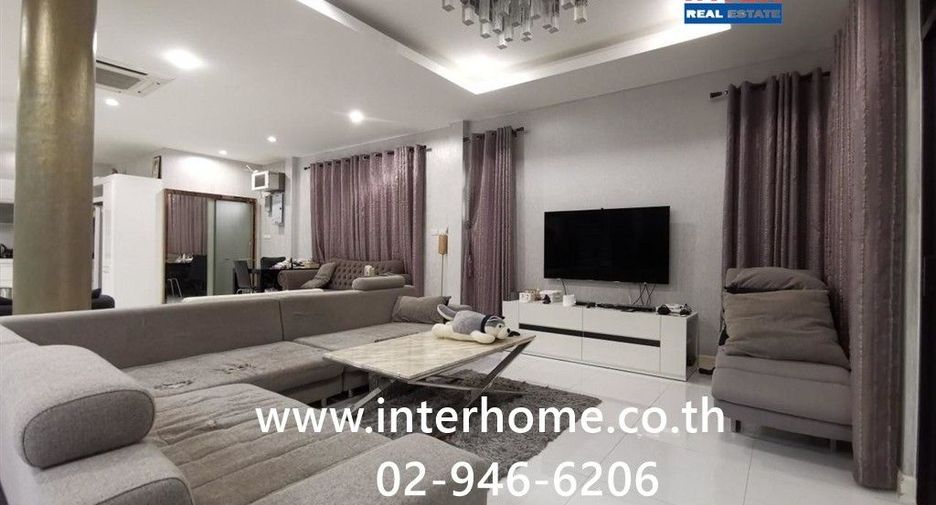 Haus zum Kauf mit 7 Zimmer in Bang Khae, Bangkok