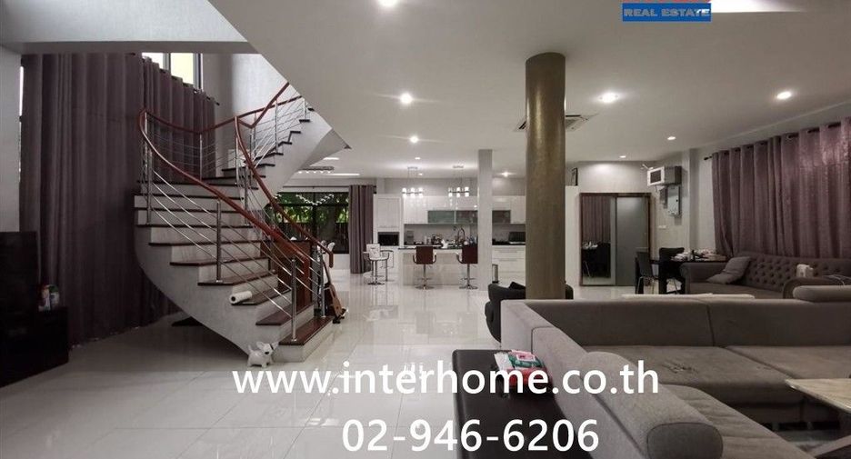Haus zum Kauf mit 7 Zimmer in Bang Khae, Bangkok