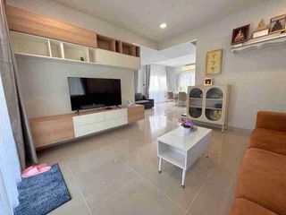 À louer 4 chambres maison à Bang Lamung, Chonburi