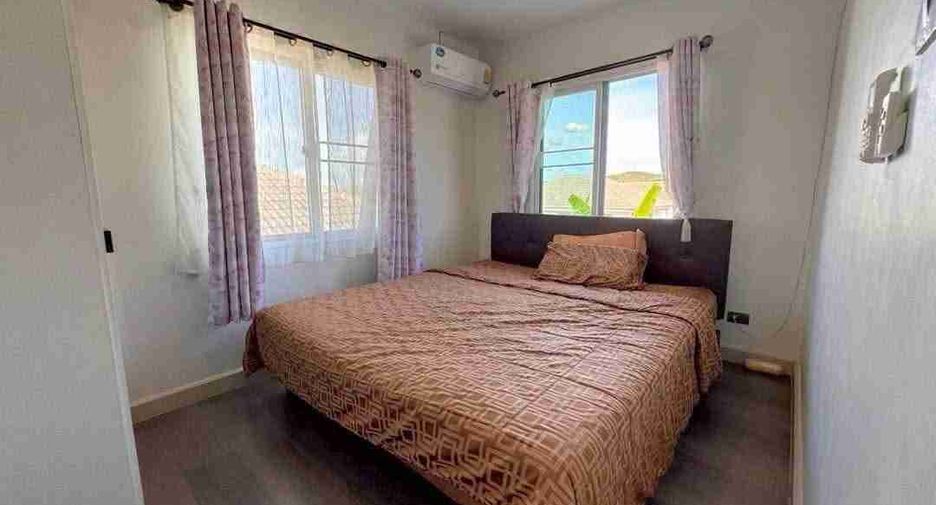 For rent 4 bedrooms house in East Pattaya, Pattaya