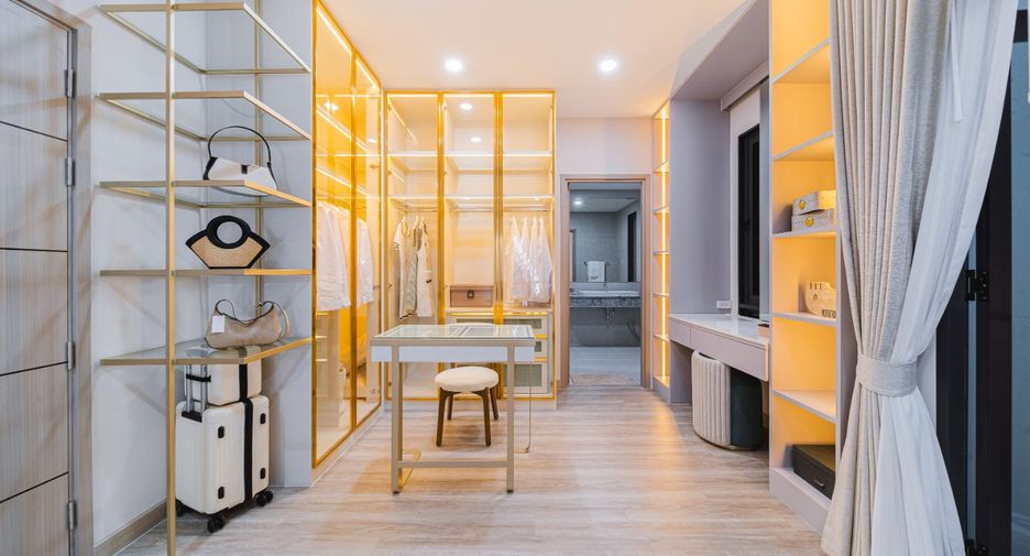 Haus zum Kauf mit 4 Zimmer in East Pattaya, Pattaya