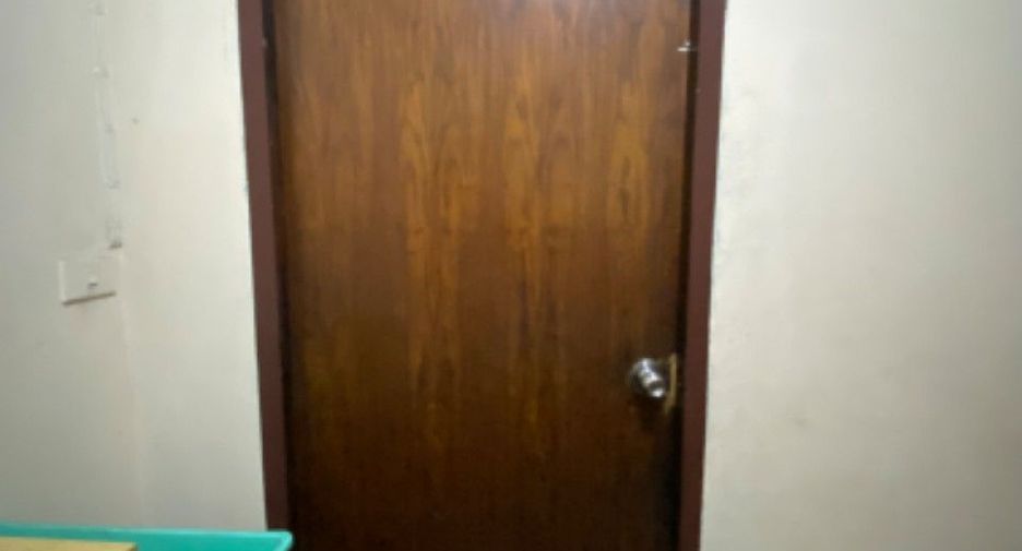 ขาย 6 ห้องนอน พื้นที่ค้าปลีก ใน คลองสาน, กรุงเทพฯ