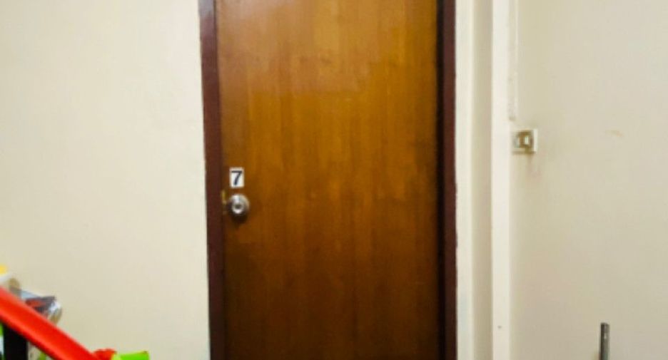 ขาย 6 ห้องนอน พื้นที่ค้าปลีก ใน คลองสาน, กรุงเทพฯ