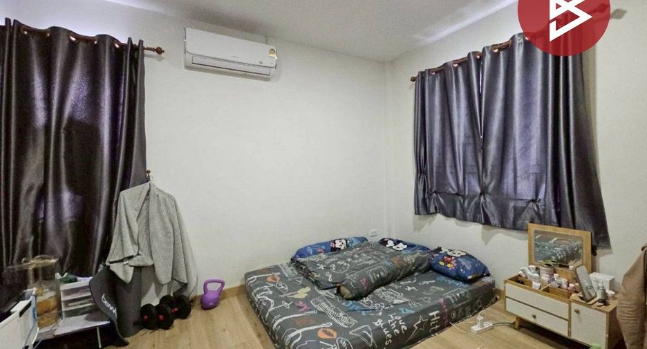 For sale 2 bedrooms townhouse in Mueang Chon Buri, Chonburi