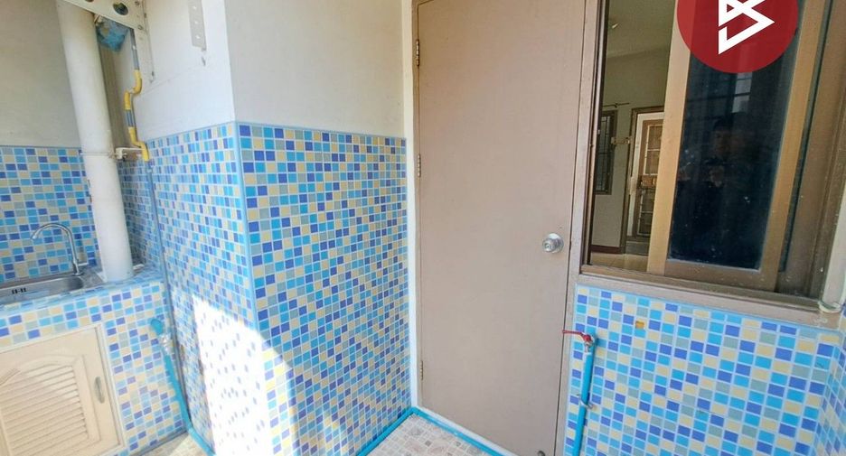 For sale 1 Beds condo in Lat Krabang, Bangkok