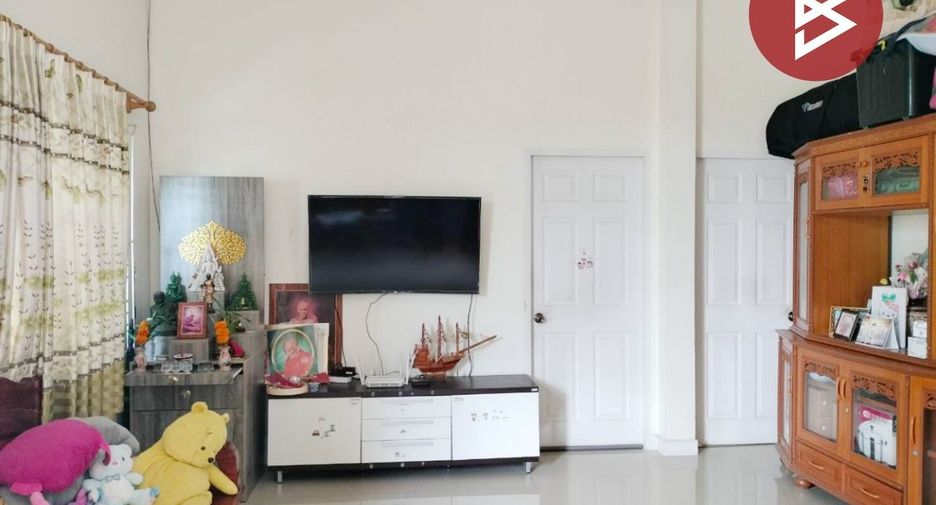À vendre 2 chambres maison à Pluak Daeng, Rayong