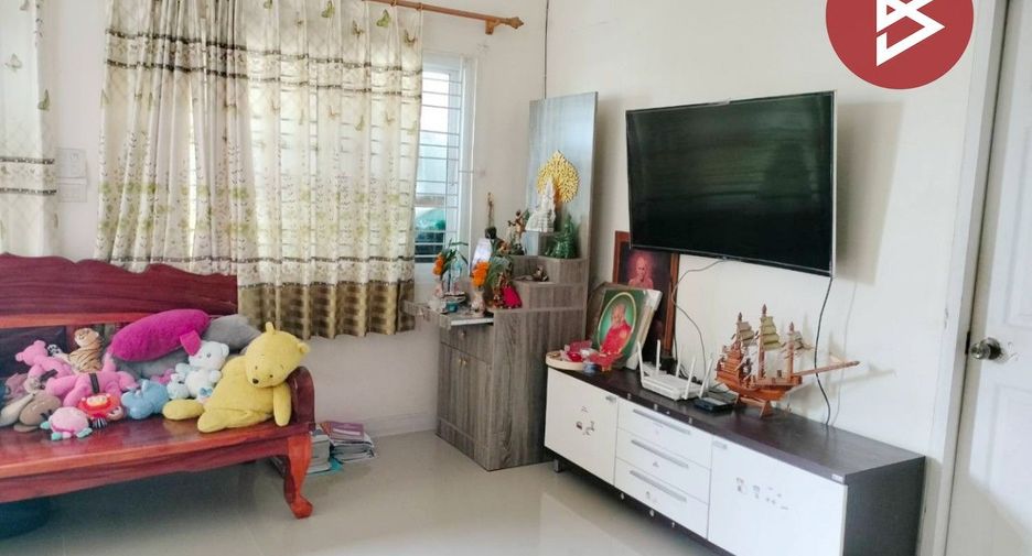 À vendre 2 chambres maison à Pluak Daeng, Rayong
