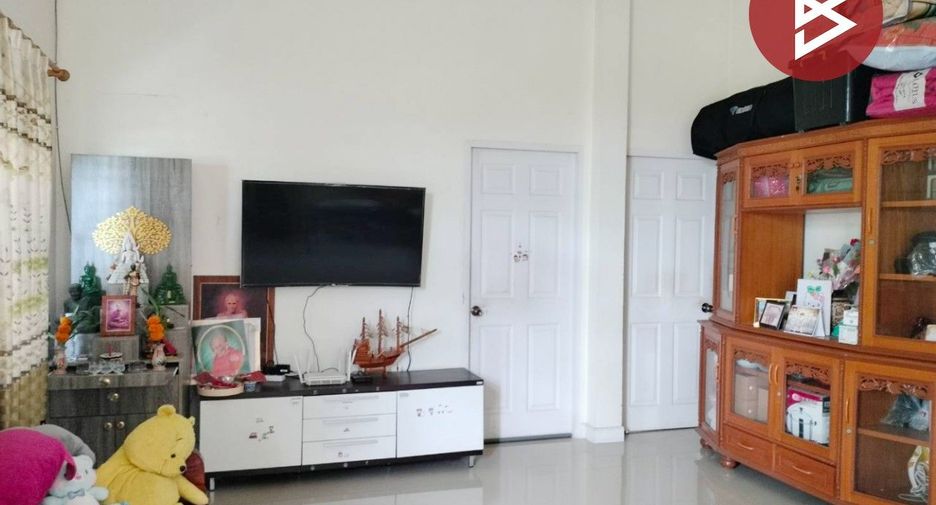 À vendre 2 chambres maison à Pluak Daeng, Rayong