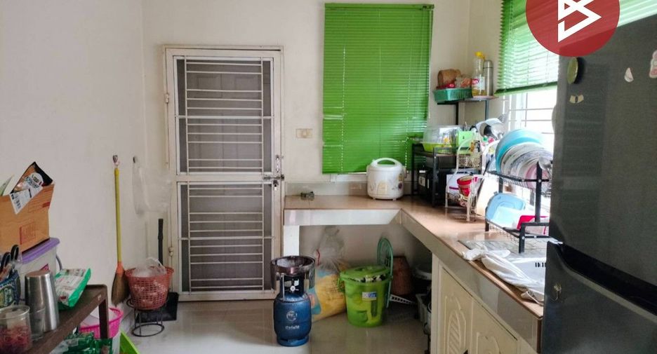À vendre 2 chambres maison à Pluak Daeng, Rayong