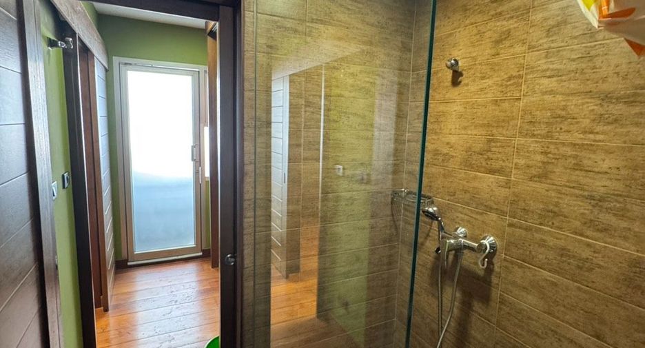 For rent 1 bed condo in Yan Nawa, Bangkok