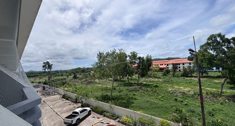 For sale 2 bedrooms condo in Mueang Rayong, Rayong