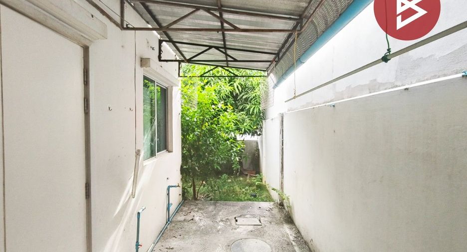 出售 3 卧室 联排别墅 在 Mueang Samut Prakan, Samut Prakan
