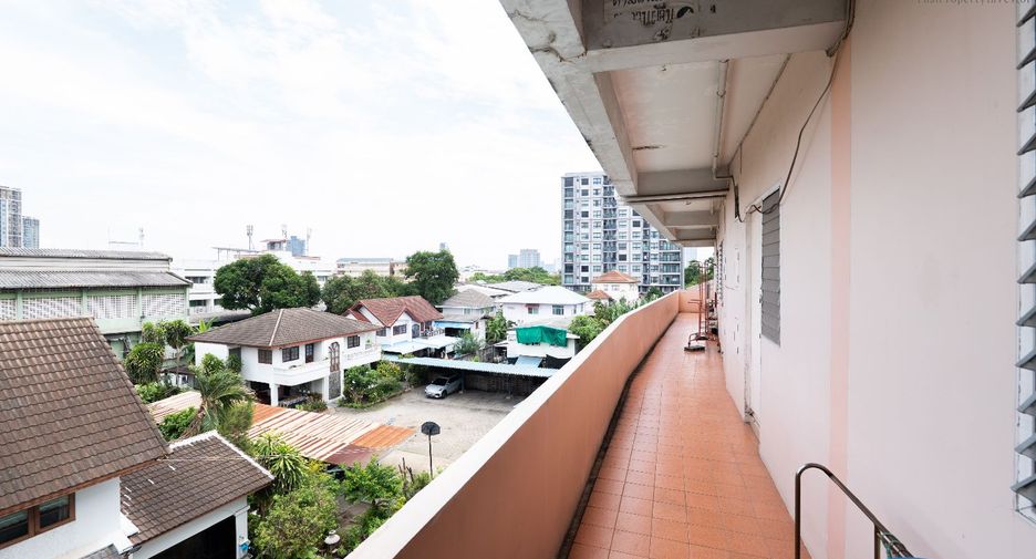 Gewerbefläche zum Kauf in Bang Phlat, Bangkok