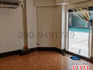 For rent 4 ベッドルーム retail Space in Nong Khaem, Bangkok