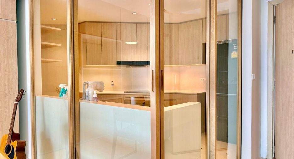 À vendre 3 chambres condo à Yan Nawa, Bangkok