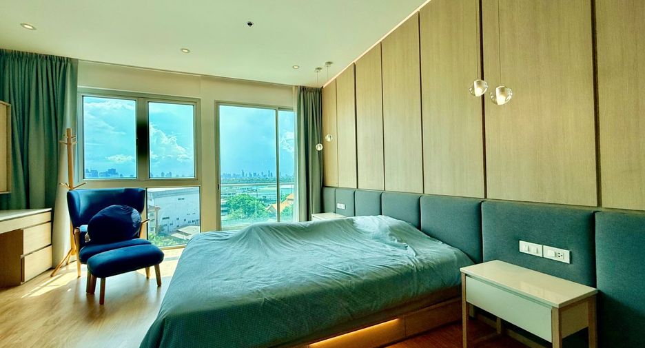 À vendre 3 chambres condo à Yan Nawa, Bangkok
